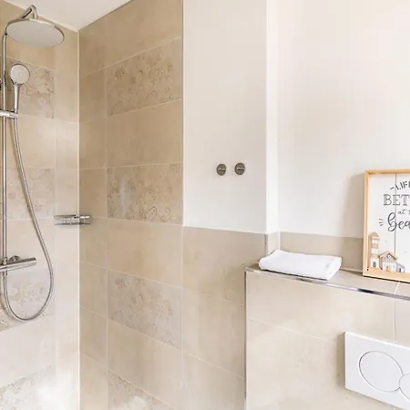 דירה Albus App 8 *